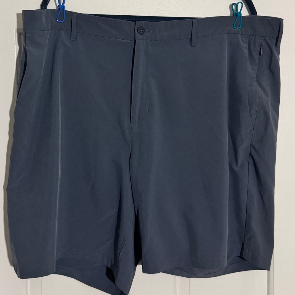 Old Navy Men's Dark Navy Flat-Front Performance Shorts